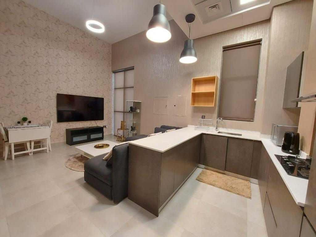 Lux * Dubai